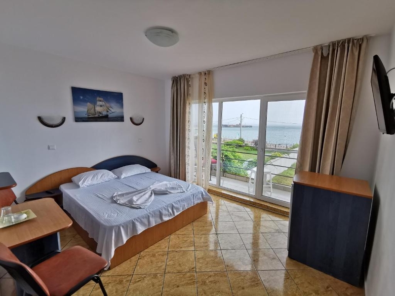 Hostel Adonis, cazare Costinesti