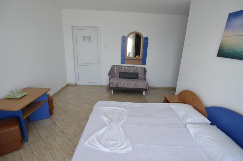 Hostel Adonis, cazare Costinesti