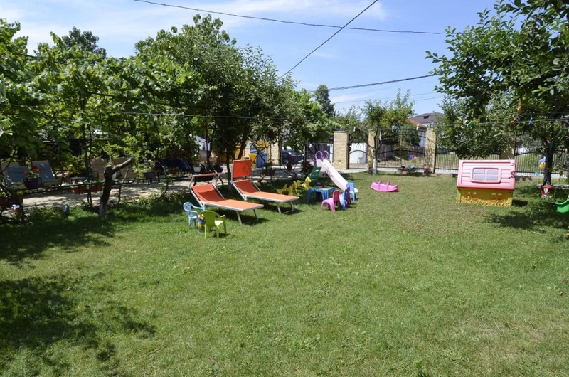 Hostel Adonis, cazare Costinesti