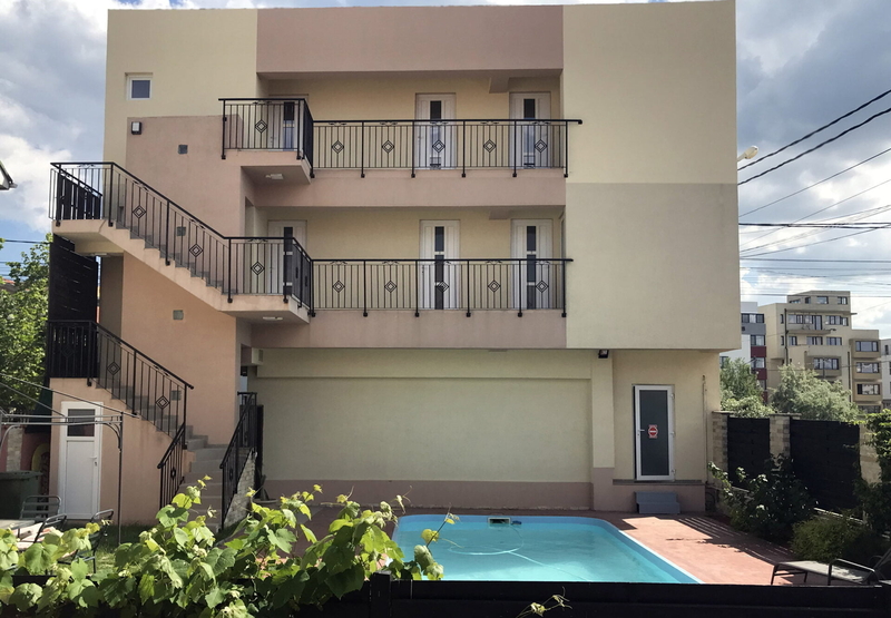 Pensiunea Beach House, cazare Mamaia Nord