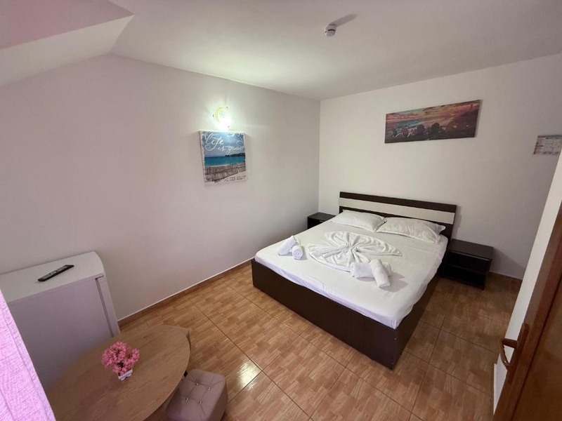 Vila Negru, cazare Costinesti